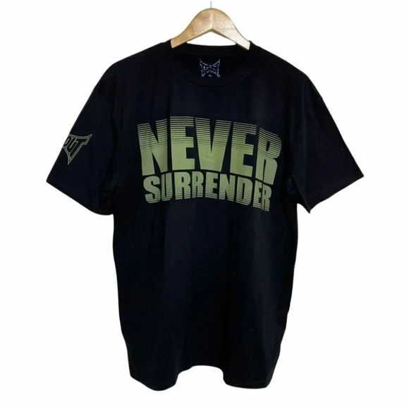 Tapout‎ XL “Never Surrender” black T-shirt - Picture 1 of 3